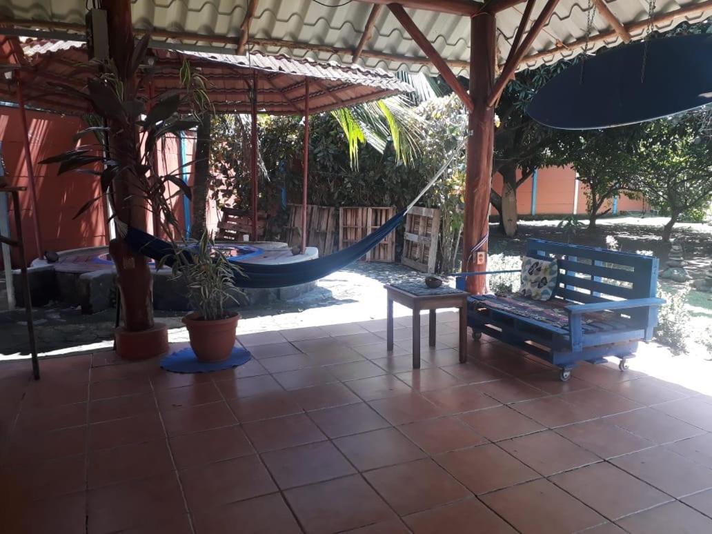 Casa Ballena Eco Hostel Увіта Екстер'єр фото